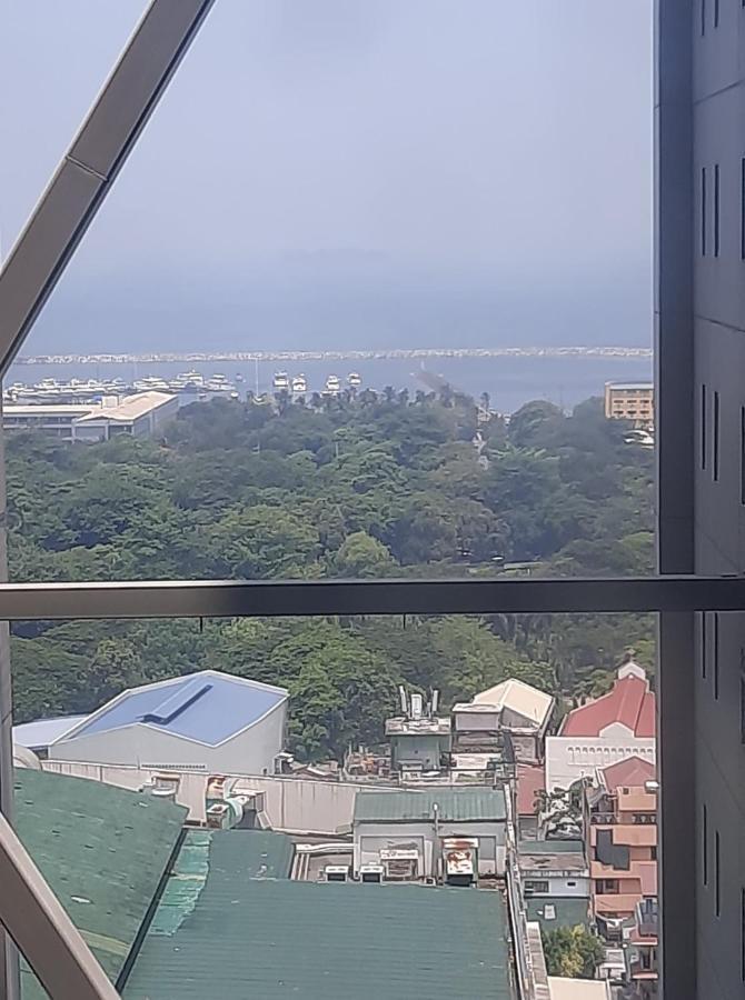 23rd Floor