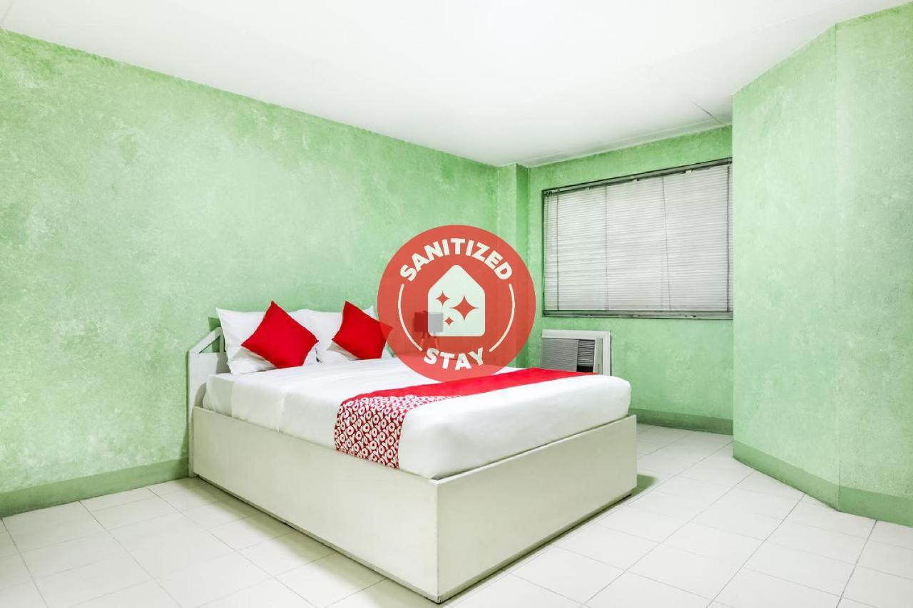 Oyo 242 Benson Apartelle