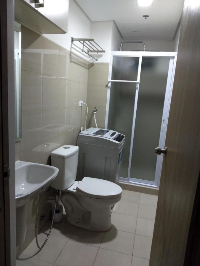 Jones Shore Residences Apartment *