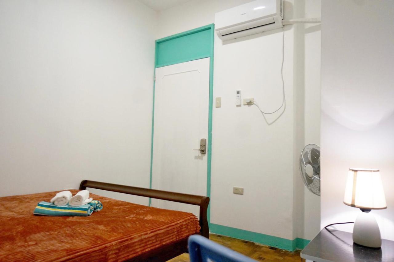 Malate Adriatico Street K&a House *