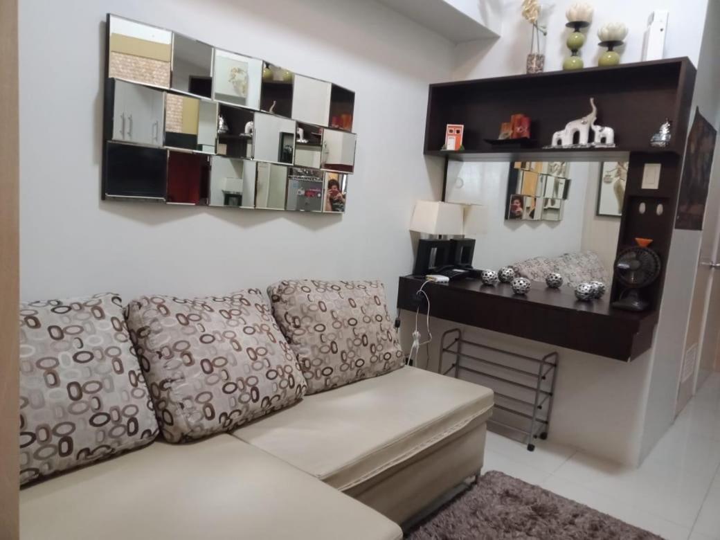 Apartment Jericho's Place At Sea Residences