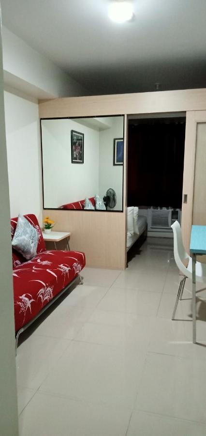 Chin's Place Sea Residences Moa Apartment Manila