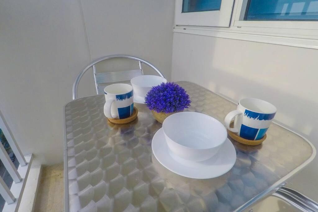 Shore Residences Tower C, #73 Apartamento *