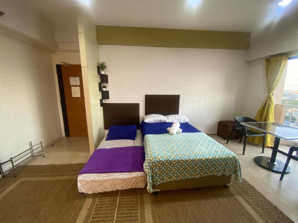 Torre Venezia Condotel @ Timog Ave Quezon Apartment