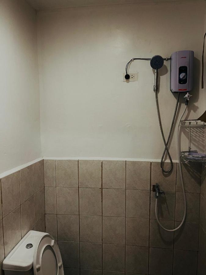 Apartment Staycation Cozy Comfortable Quality Fast Internet Worldwide Channel Cable Tv Gaming Netflix Sanitize Manila