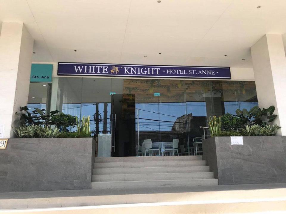 Hotel White Knight Saint Anne 3*