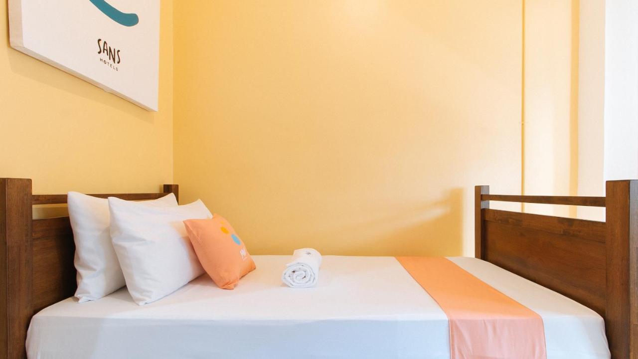 Hotel Sans Laperal 3*