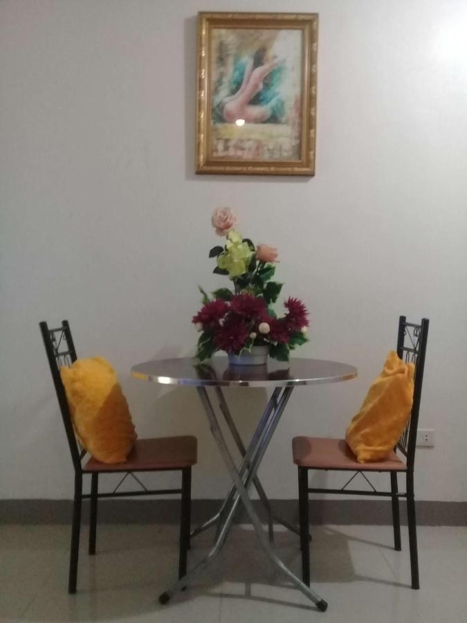 Kassel Residences Family