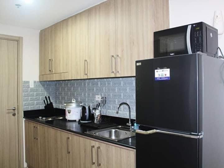 Apartment Sithonia Suite, Shore Residences Tower C Near Moa Manila