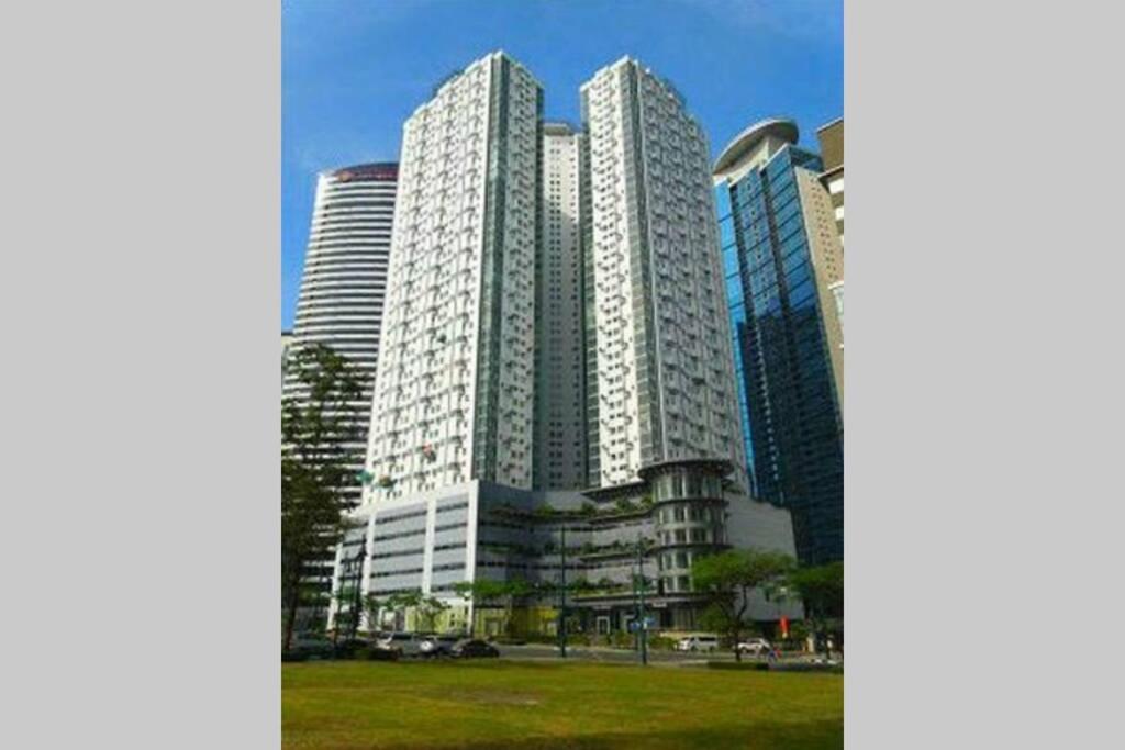 Victoria 3br Apartment Manila