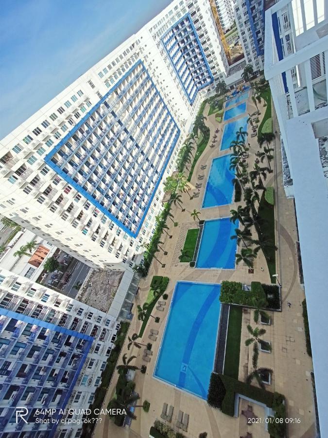 Sea Residences Moa Complex - Ruffa's Condotel Manila
