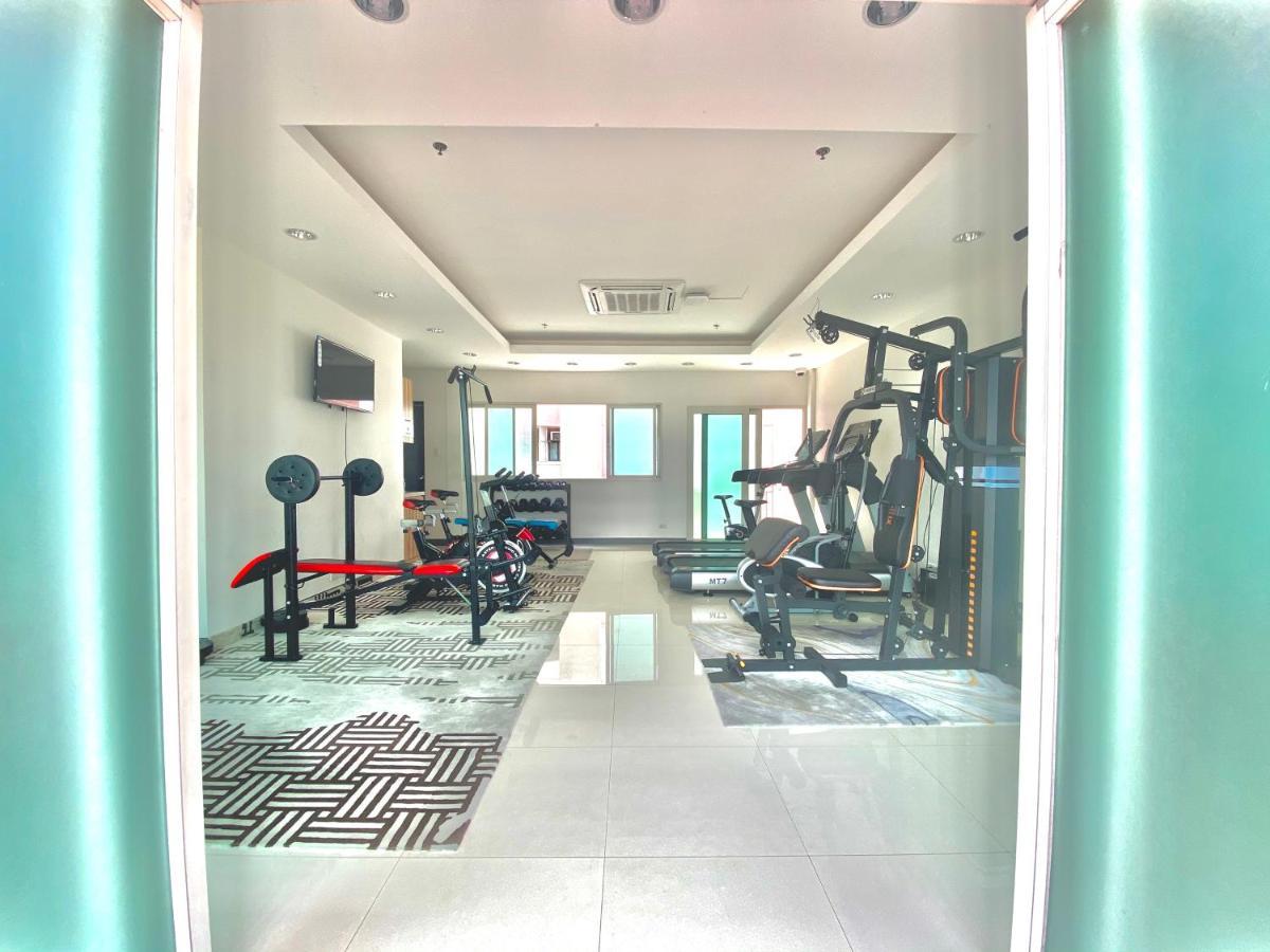 Hotel I Suites Malate & Condotel
