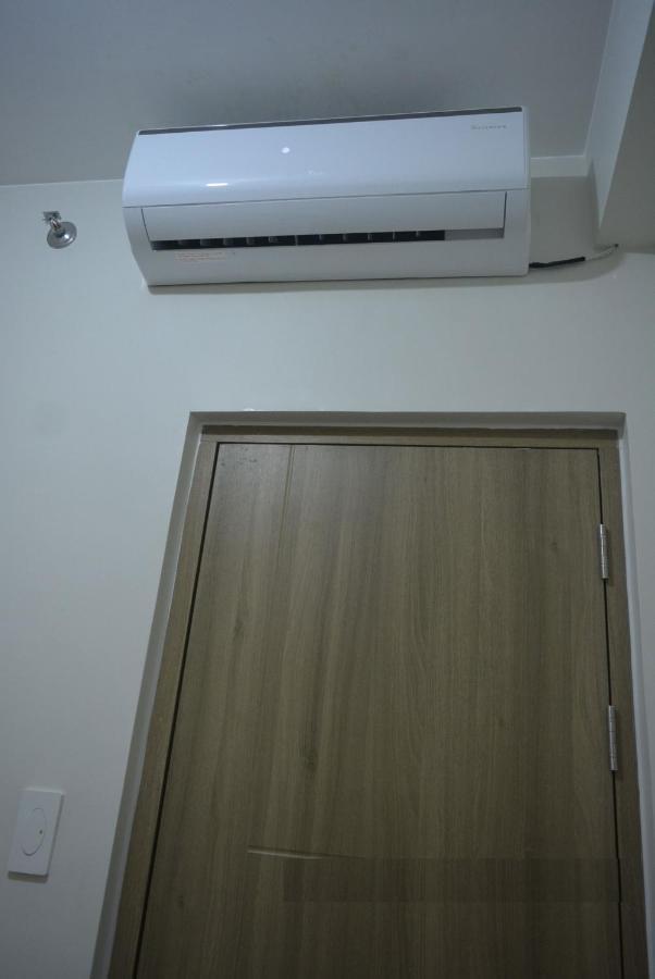Lovely 2-br W/balcony In Sm-sucat, Paranaque *