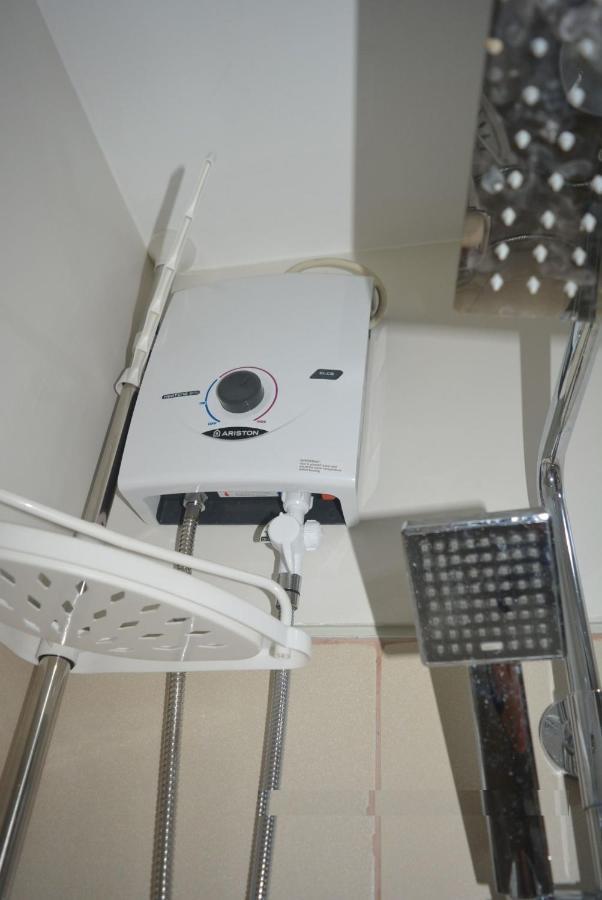 Lovely 2-br W/balcony In Sm-sucat, Paranaque Apartment Manila