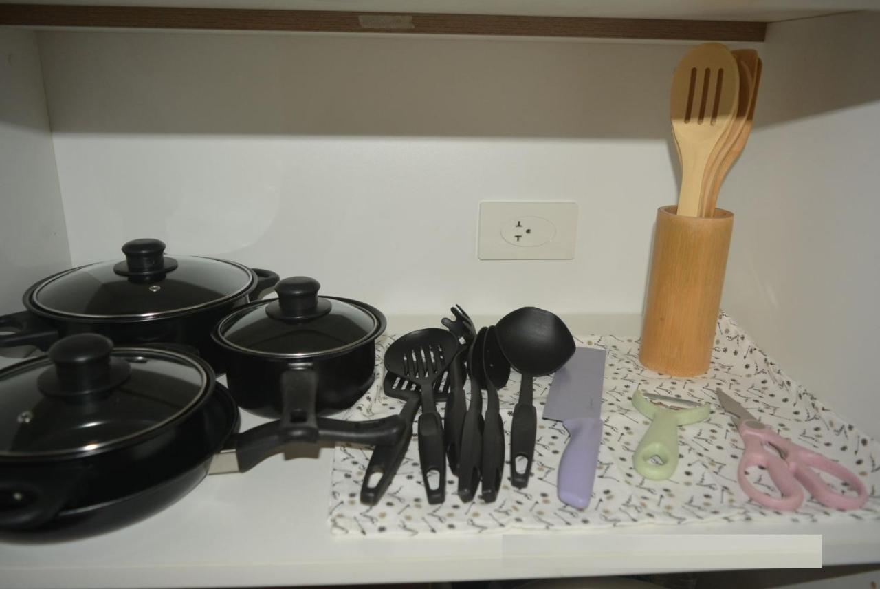 Lovely 2-br W/balcony In Sm-sucat, Paranaque