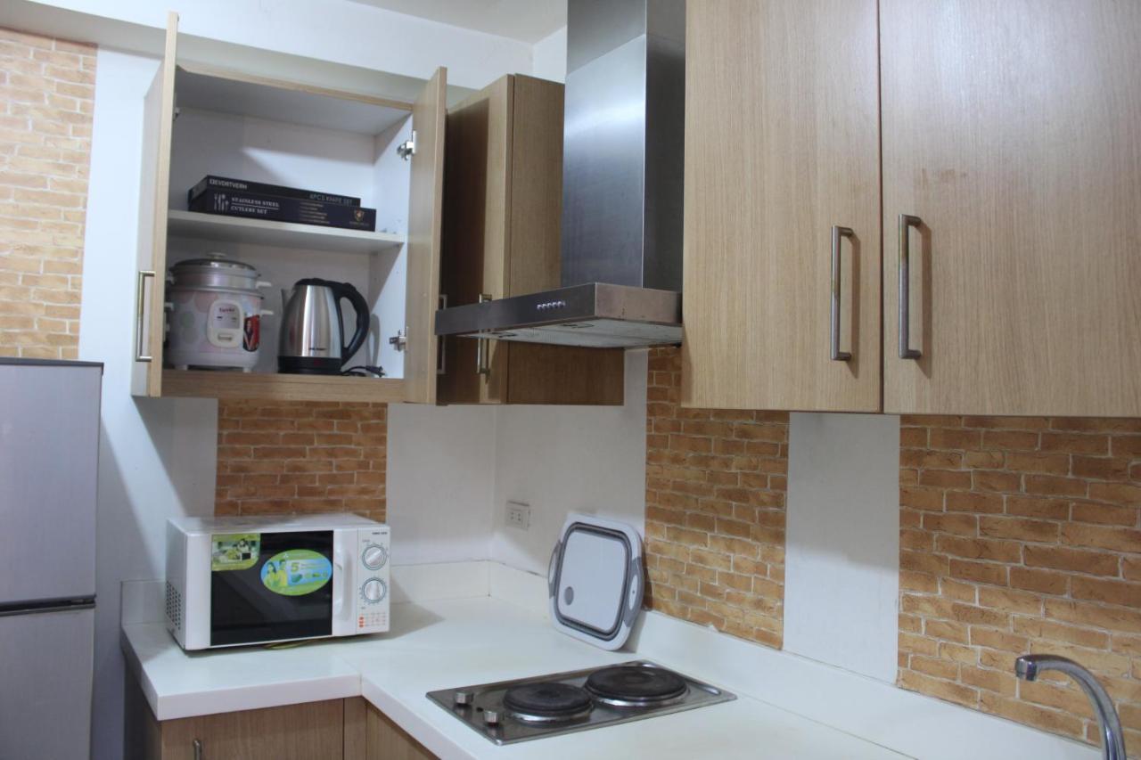 Apartment A2j Huge Modern Luxury 2br Balcony Near Ever Gotesco Manila