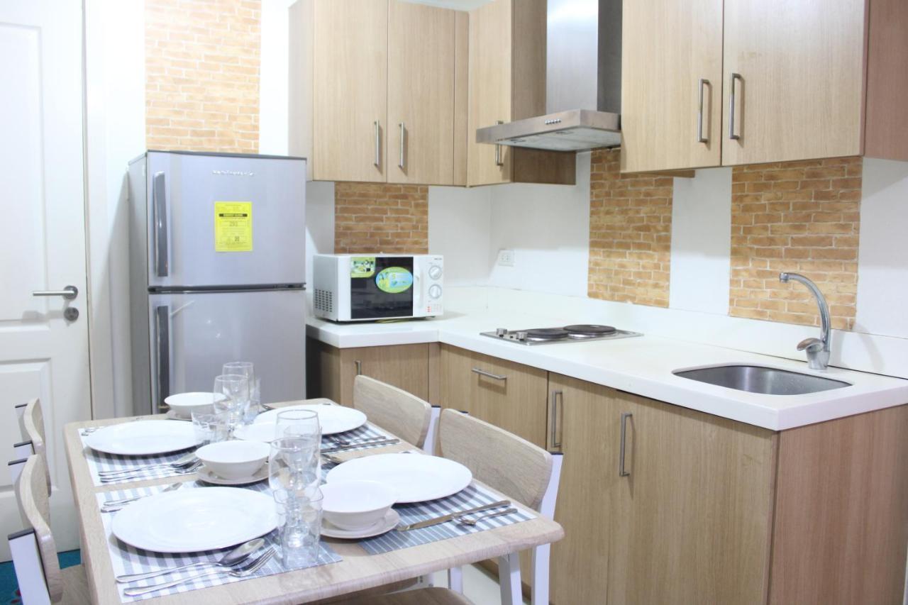 A2j Huge Modern Luxury 2br Balcony Near Ever Gotesco