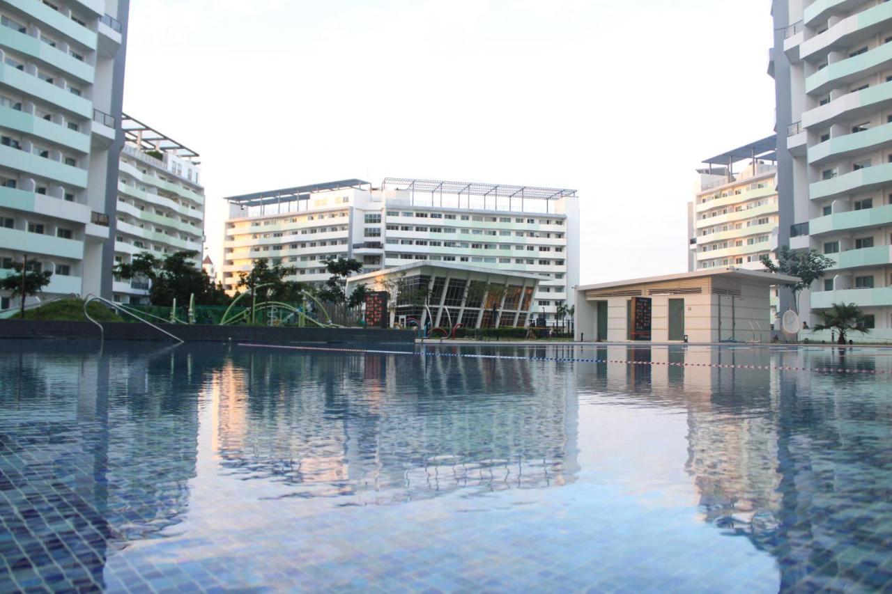 A2j Huge Modern Luxury 2br Balcony Near Ever Gotesco