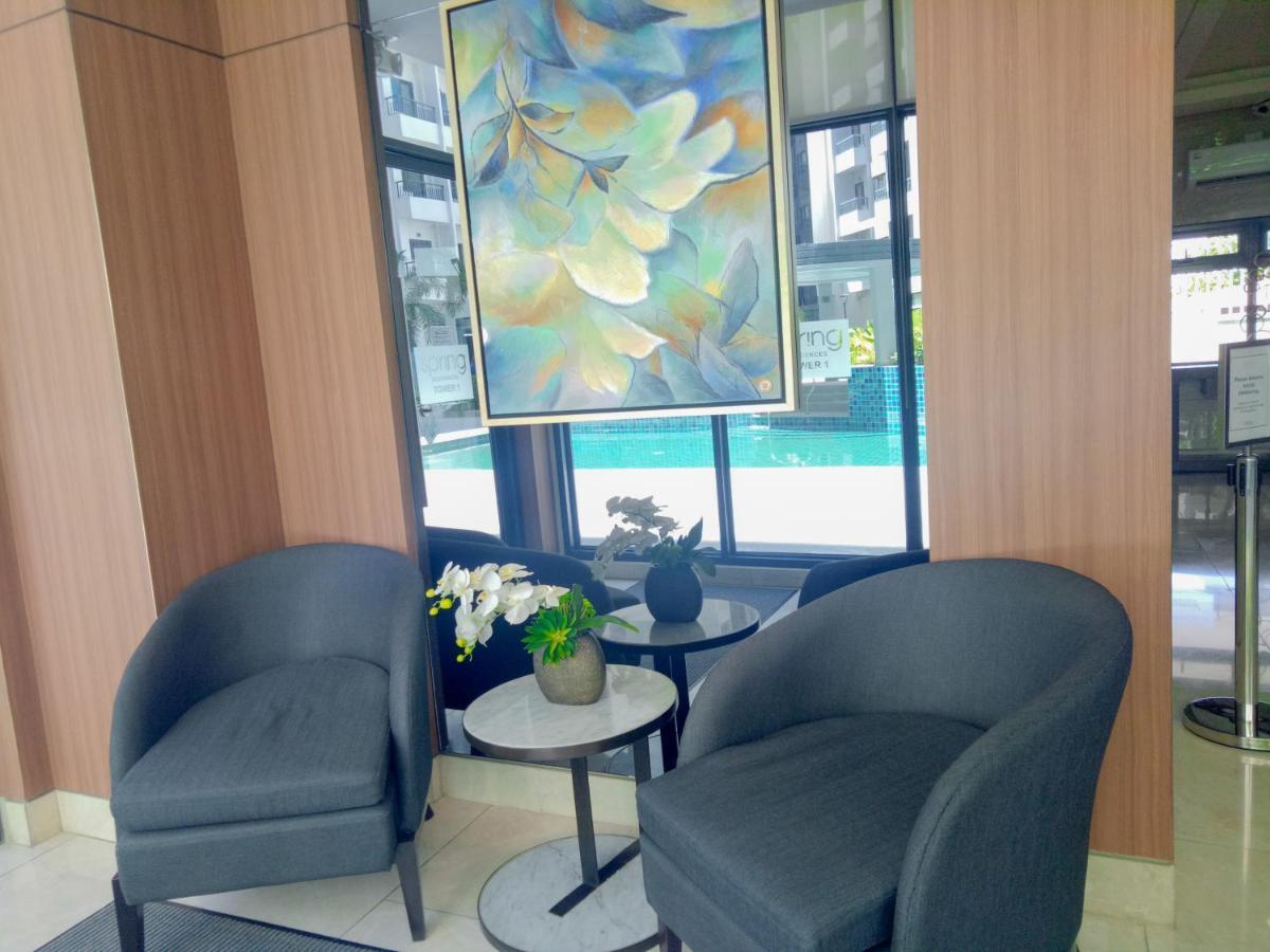 Spring Apartment