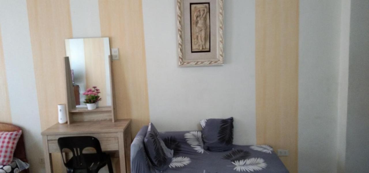 Kdorzmoonwalk Kassel Residences Paranaque Bed & Breakfast Manila