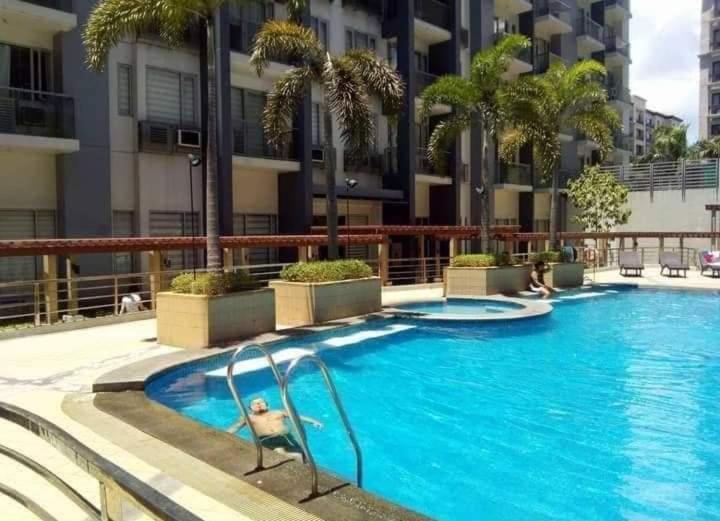 Budget Across Airport T3 Apartment *