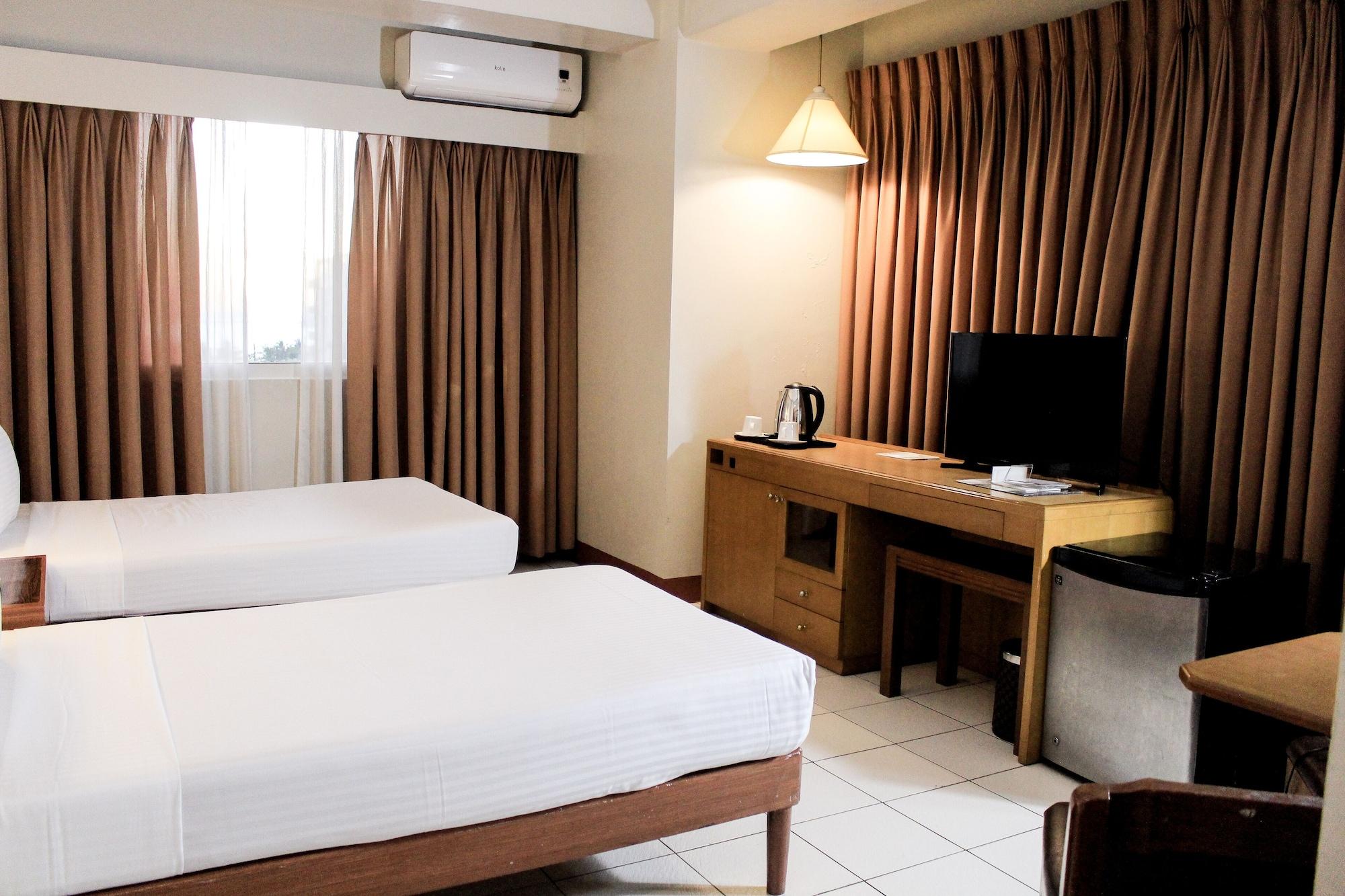 Palm Hotel Manila