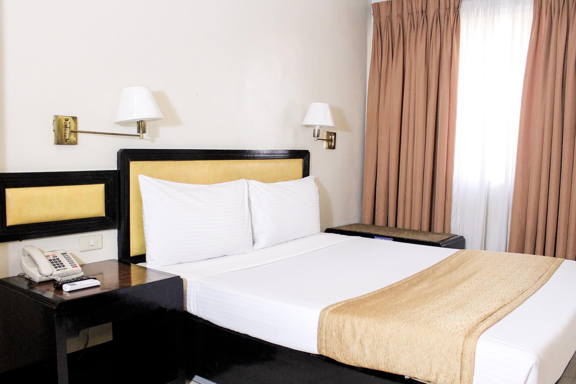 Palm Hotel
