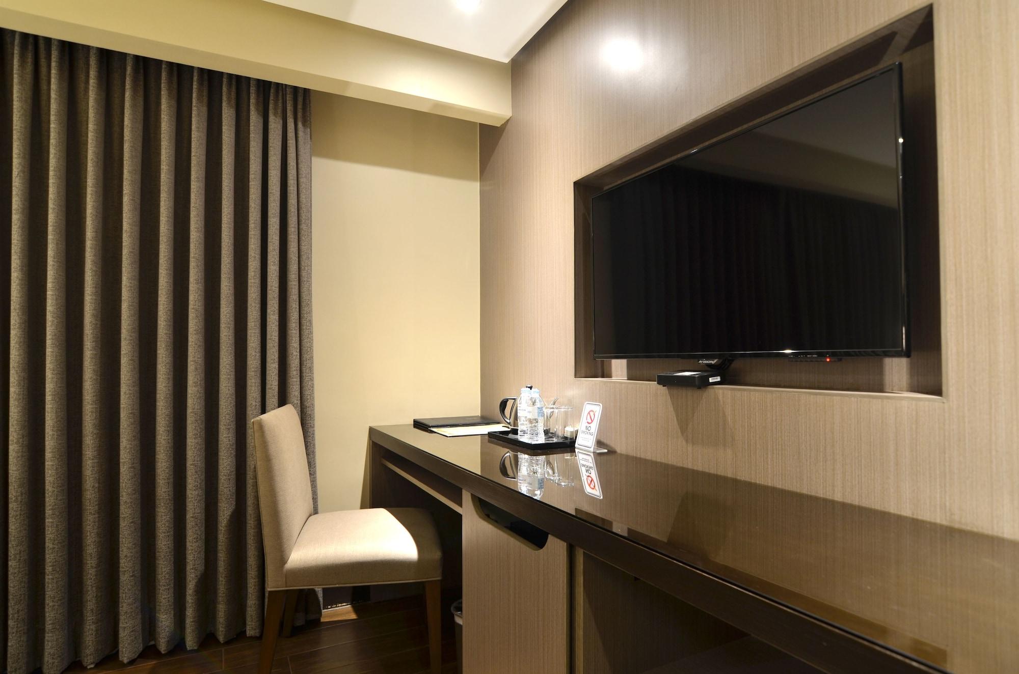 Pearl Garden 3* Manila