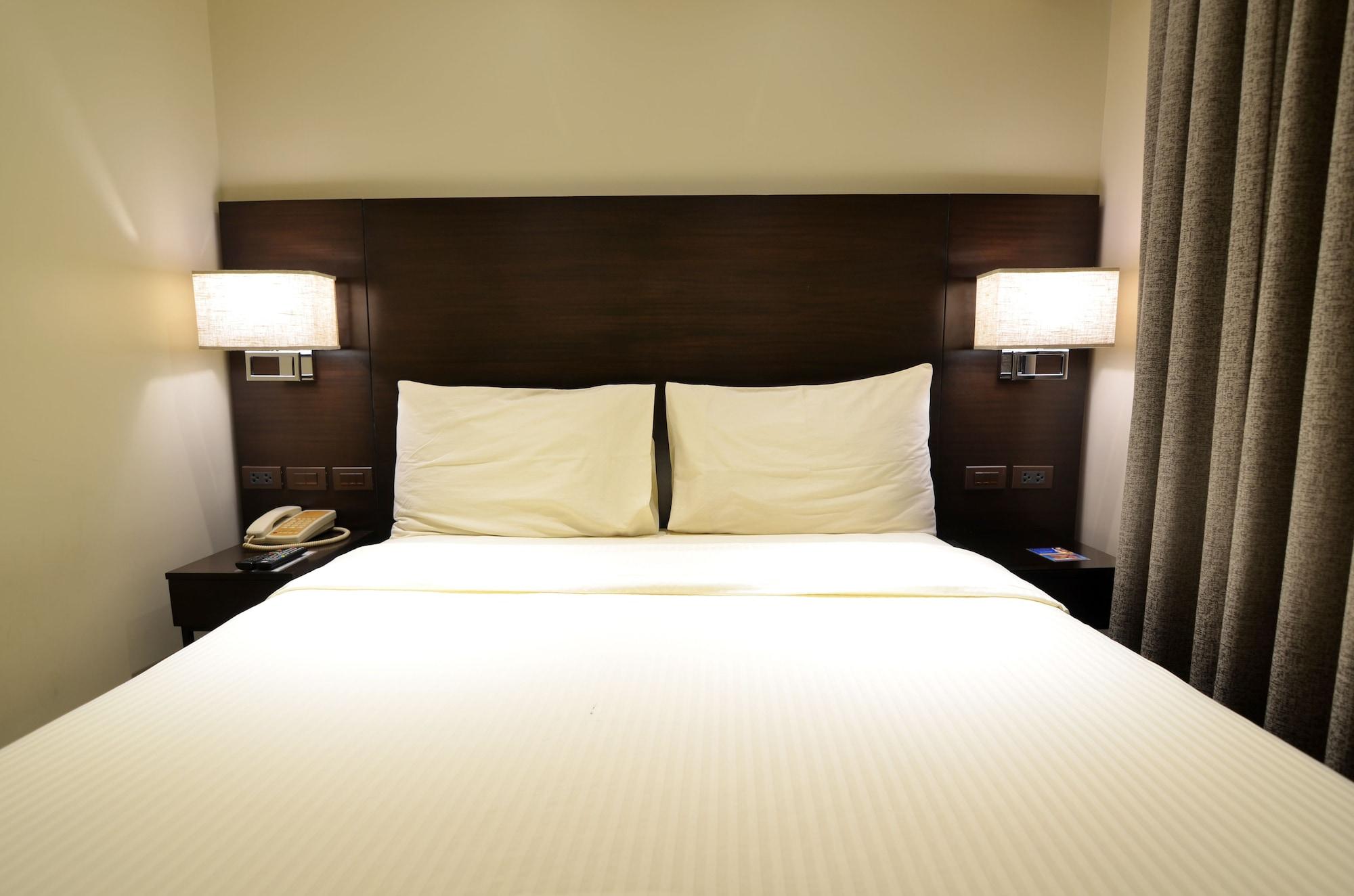 Hotel Pearl Garden 3*