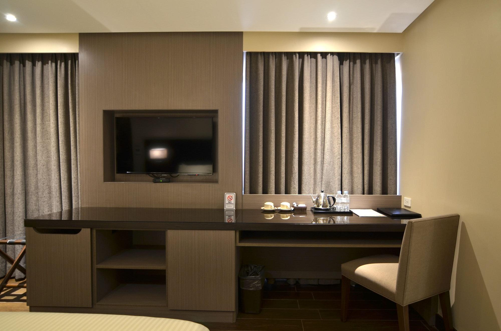 Pearl Garden 3* Manila