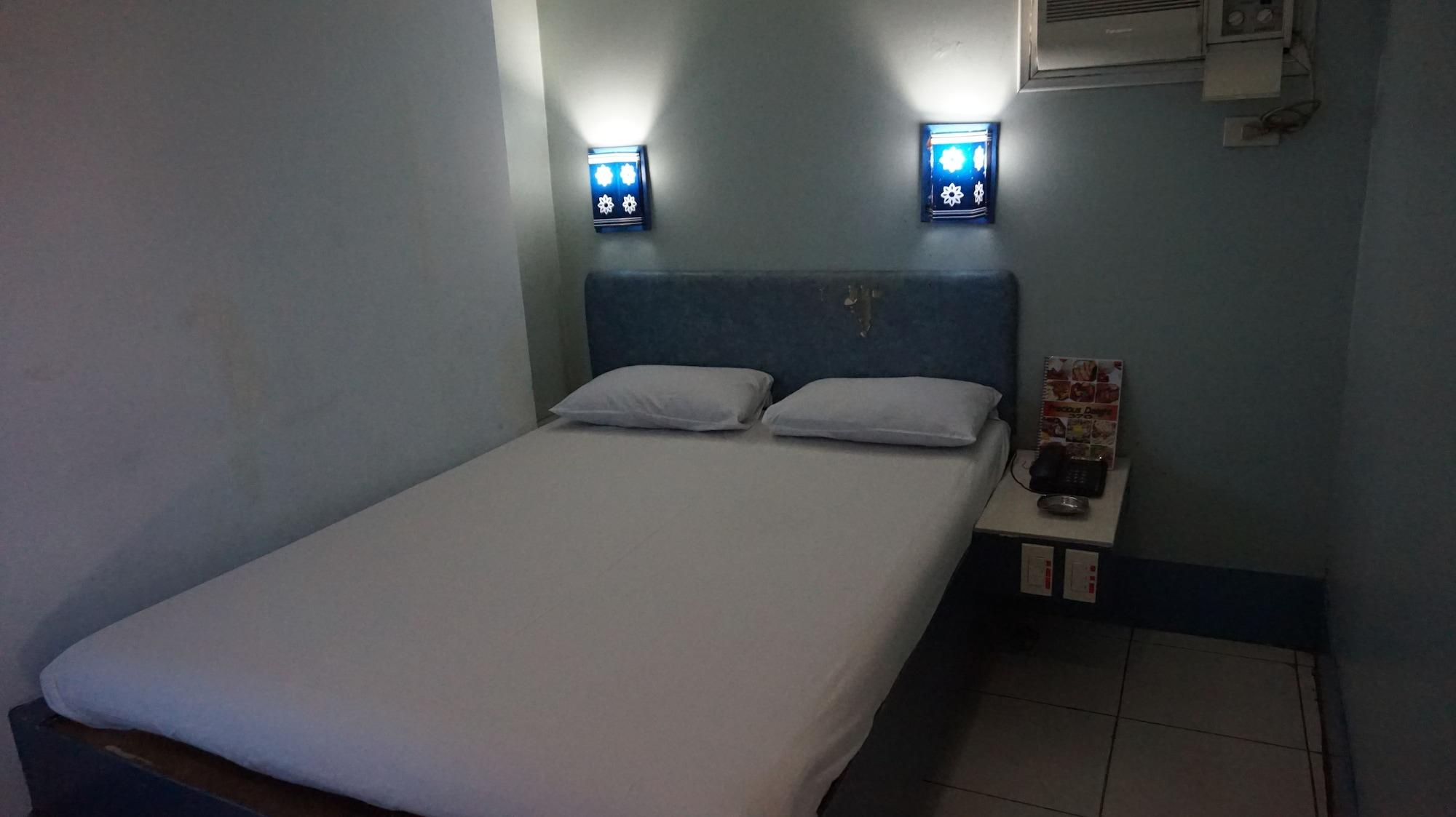 Halina Avenida Hotel 2*