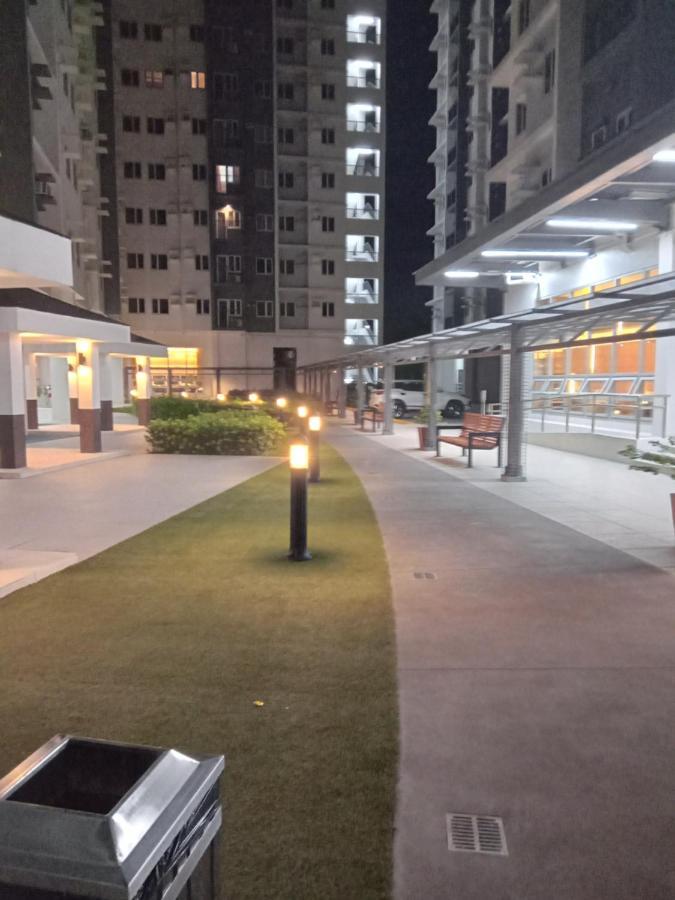 Family Freindly 2 Bedroom At Vine Residences * Manila