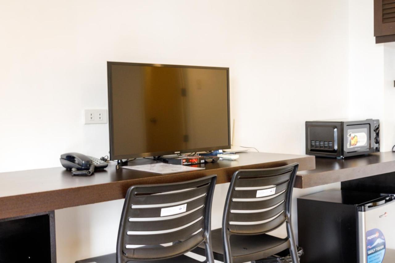 5880 Enriquez Residences Manila
