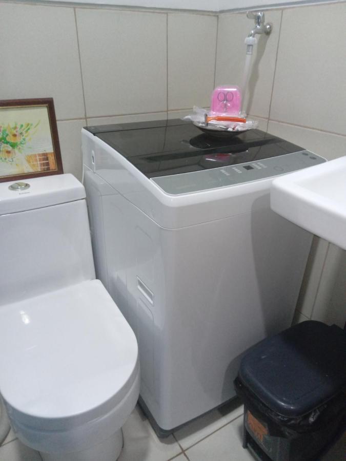 Apartment Lovely 2-br W/balcony In Sm-sucat, Paranaque *