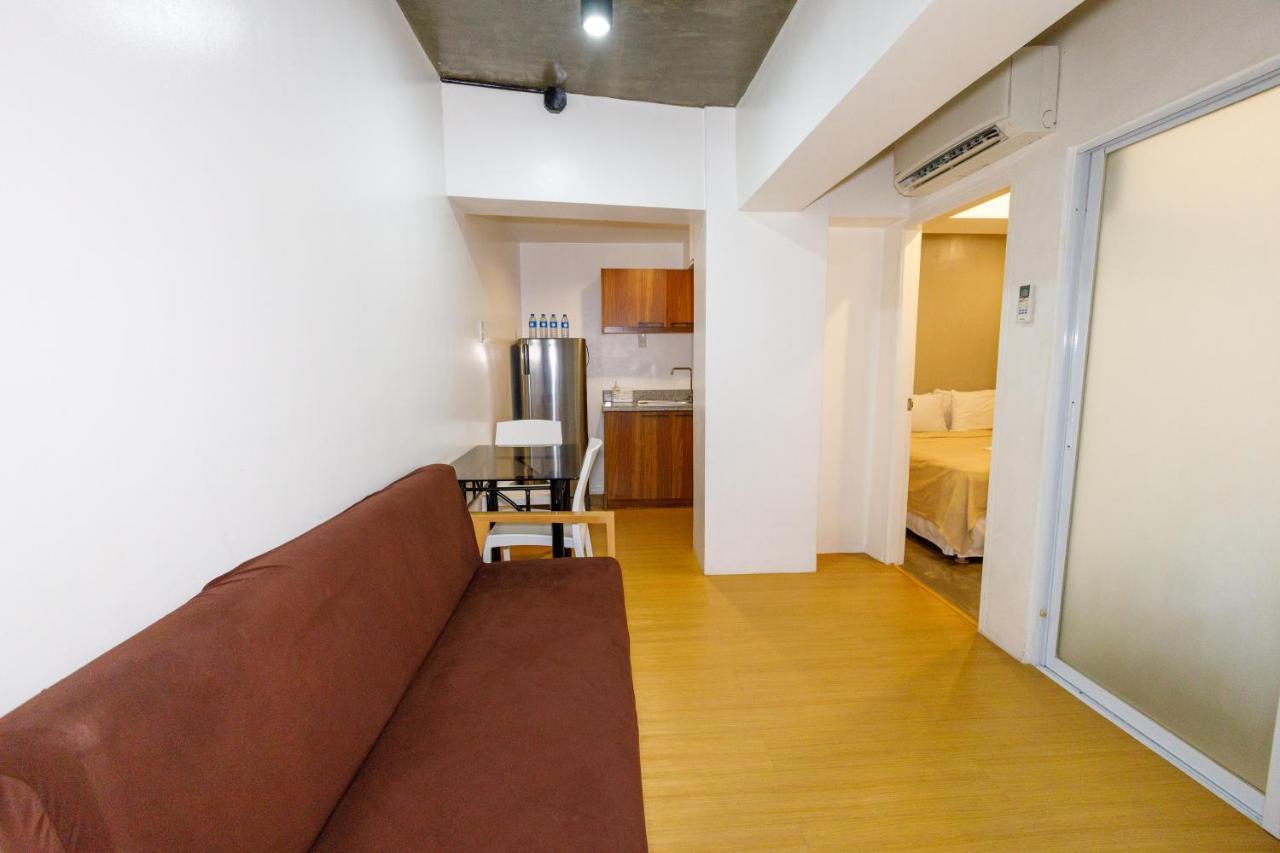 5880 Enriquez Residences Manila