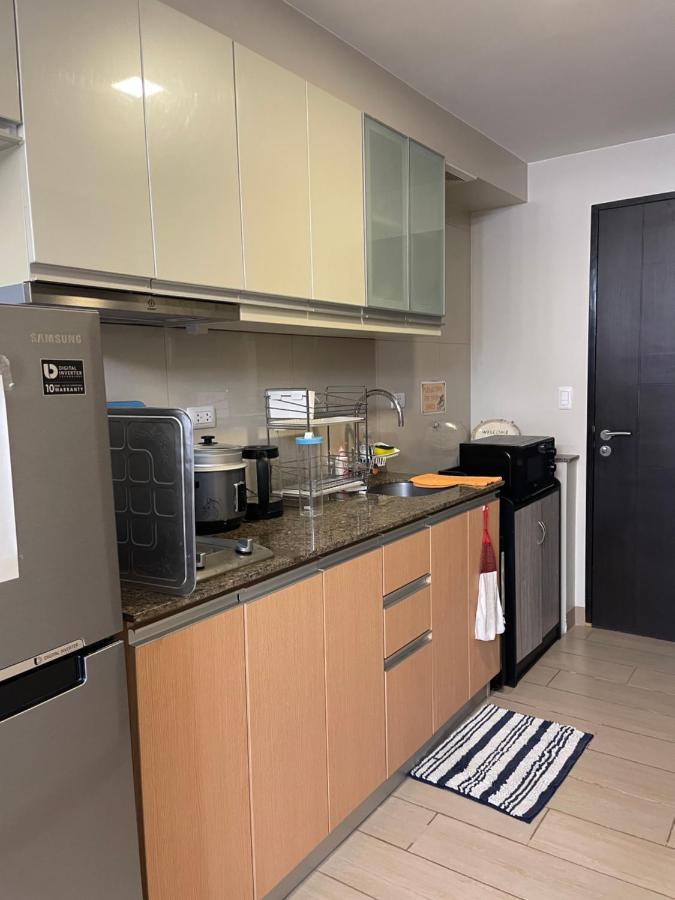 Apartment Tower 1 One Eastwood Avenue Manila