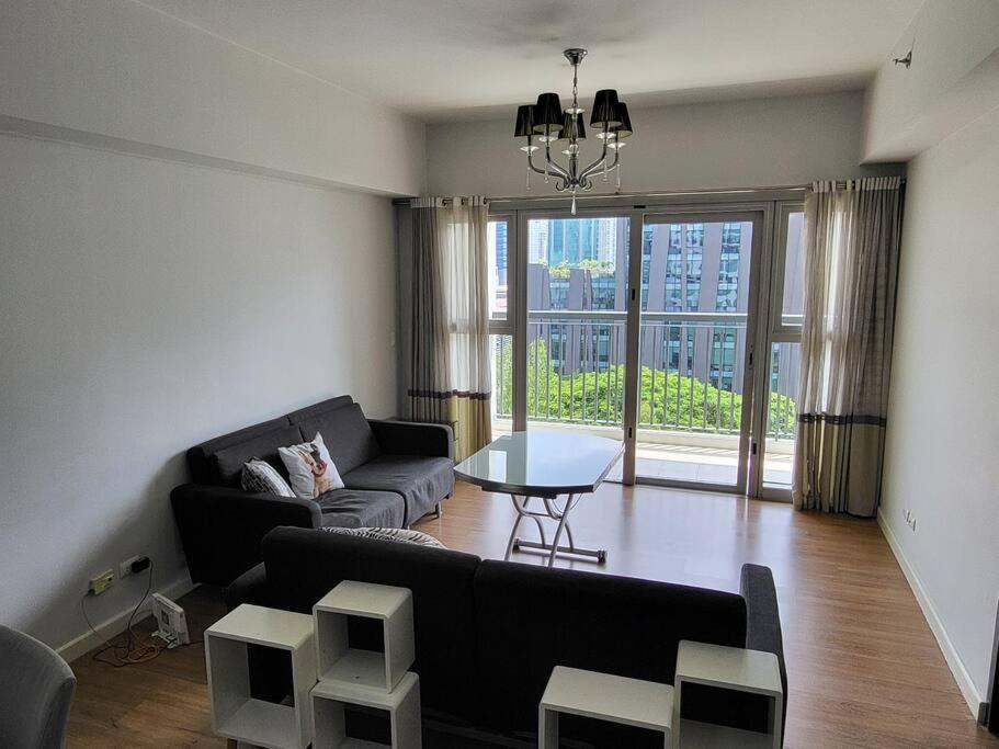 Luxury @ Bgc Sleeps 6 Comfortably Fast Wifi Pool! Apartamento *