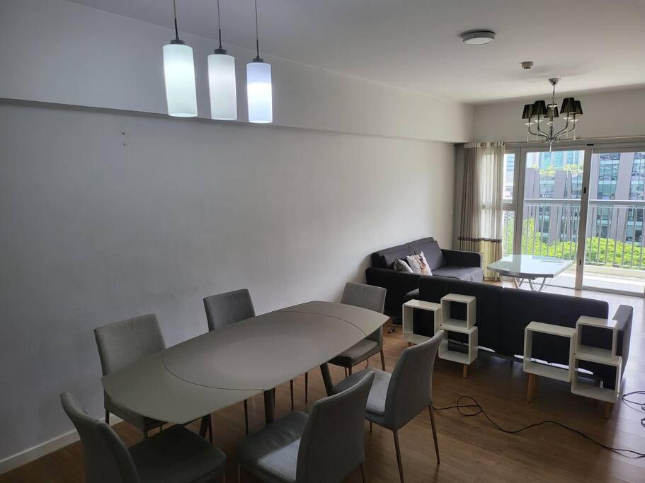 Luxury @ Bgc Sleeps 6 Comfortably Fast Wifi Pool! Apartamento *