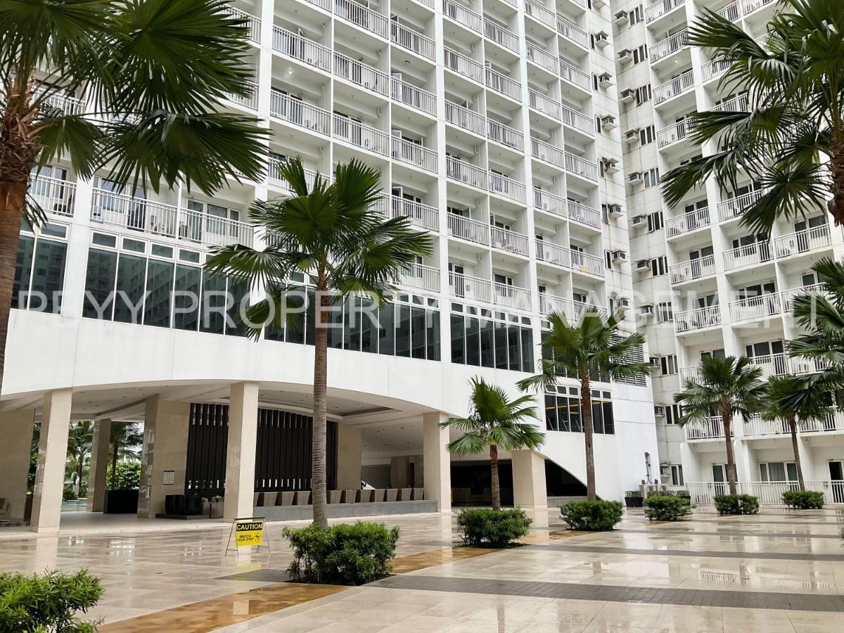 At Shore Residences, Mall Of Asia Complex By Pbyy * Manila