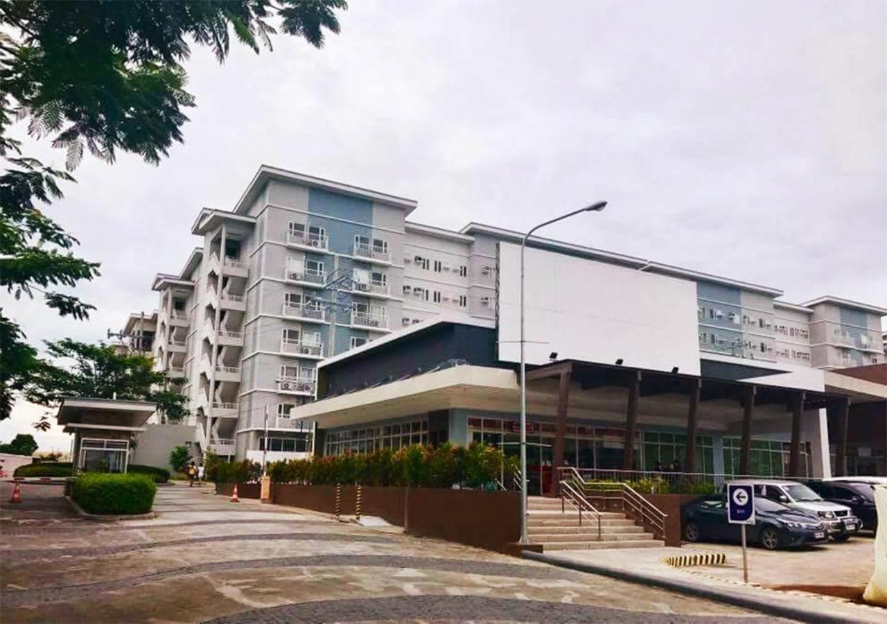 Apartment Trees Residences By Cail Manila