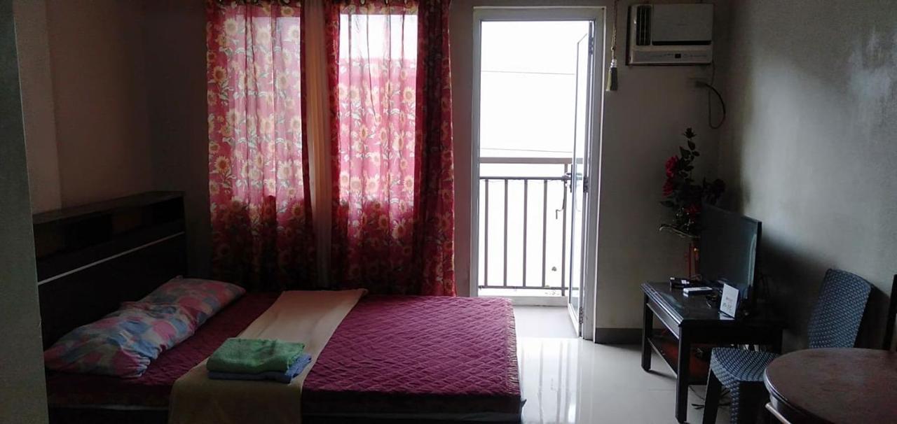 Kdorzmoonwalk Kassel Residences Paranaque Bed & Breakfast