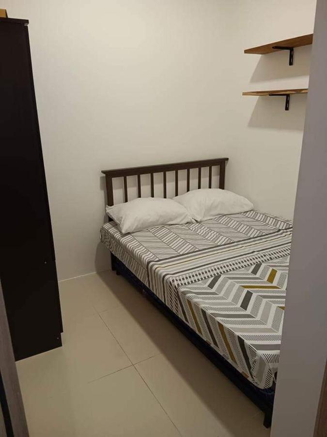 Apartment One Bedroom Unit Fame Residences *