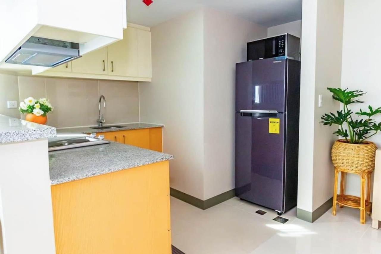 Apartment At Uptown Parksuites Ii Uptown Bgc Manila