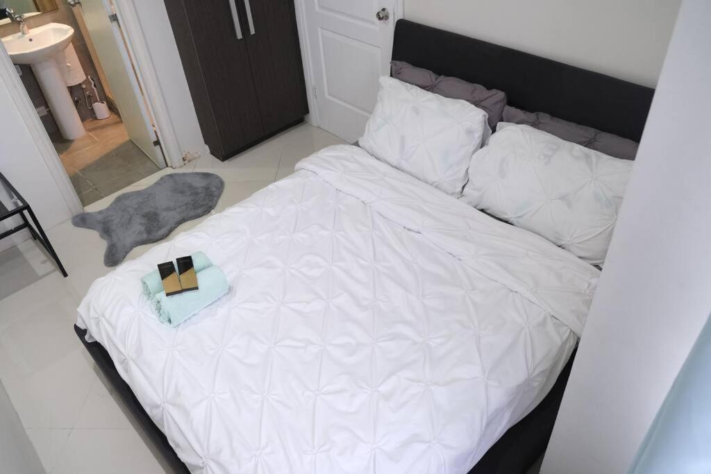 1 Bedroom Flat In Gramercy Residences Apartment *
