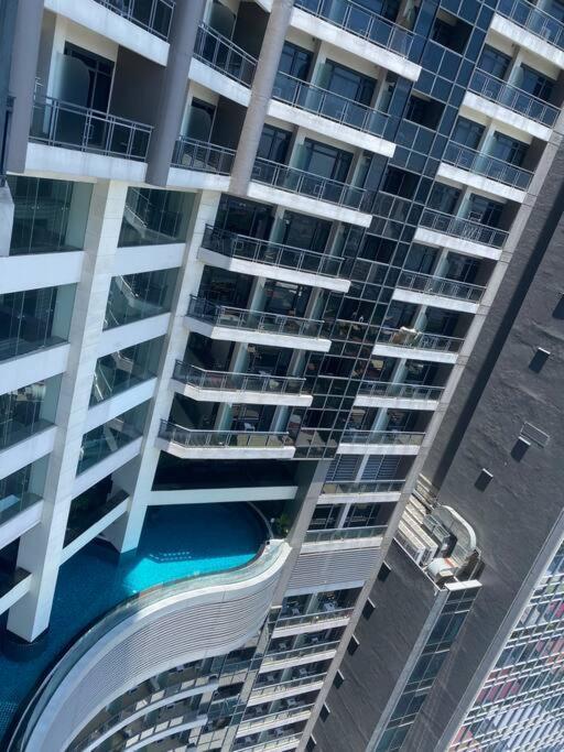Apartment 1 Bedroom Flat In Gramercy Residences *