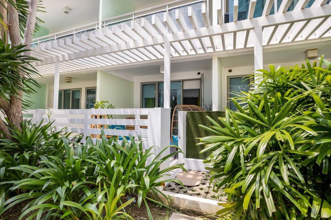 Escape Philippines Apartment *