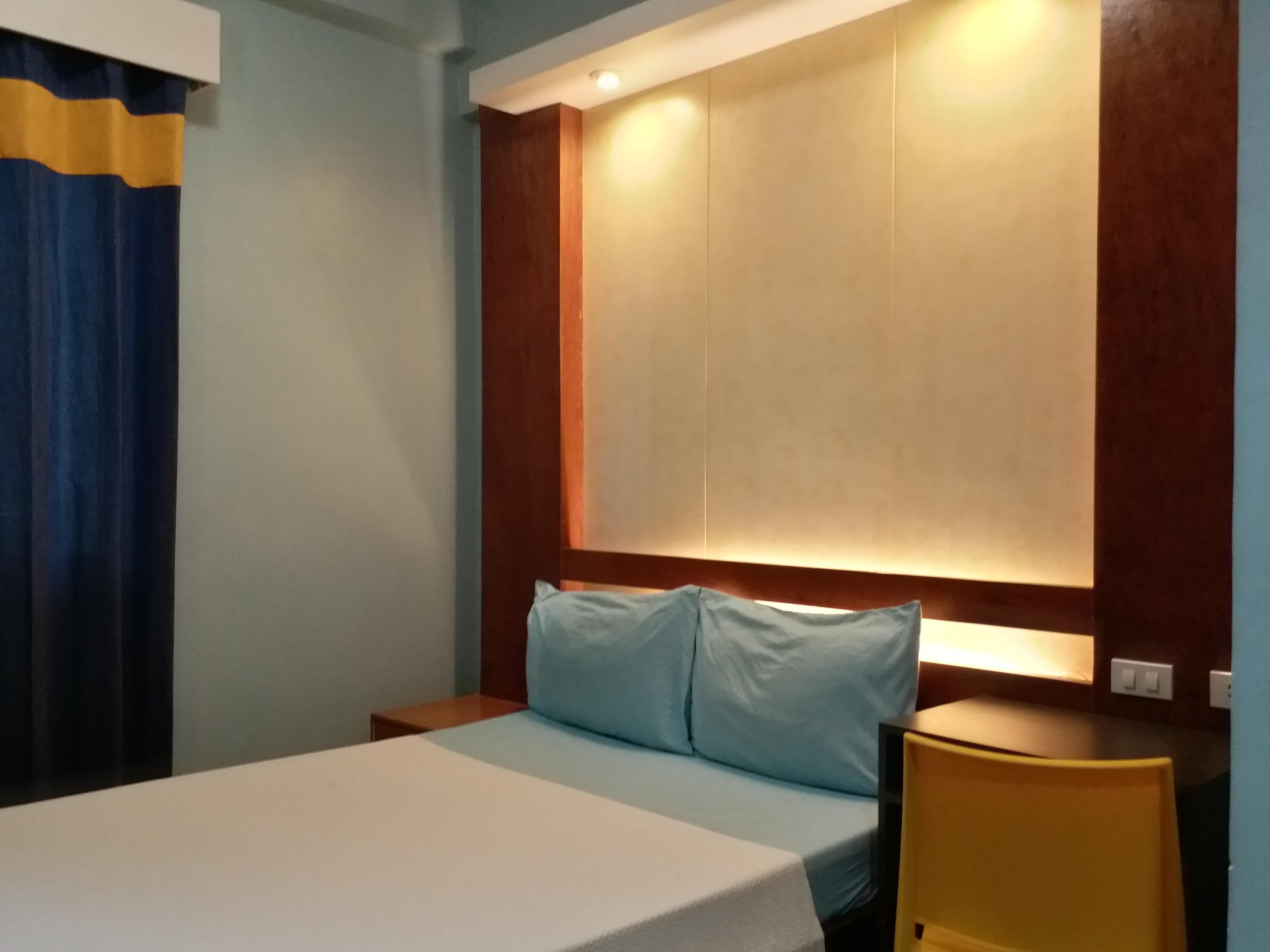 Leesons Residences Hotel Manila