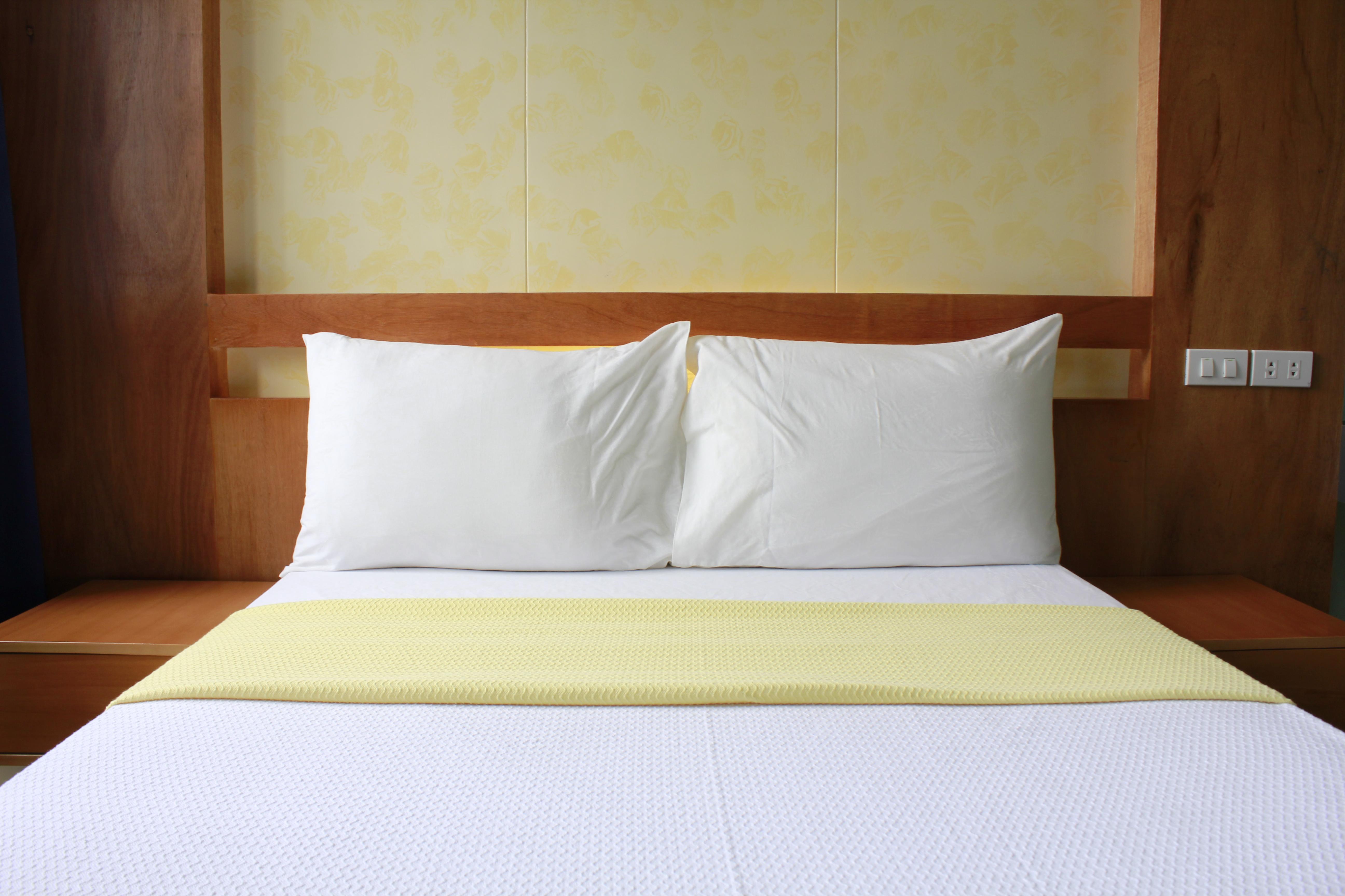 Leesons Residences Hotel