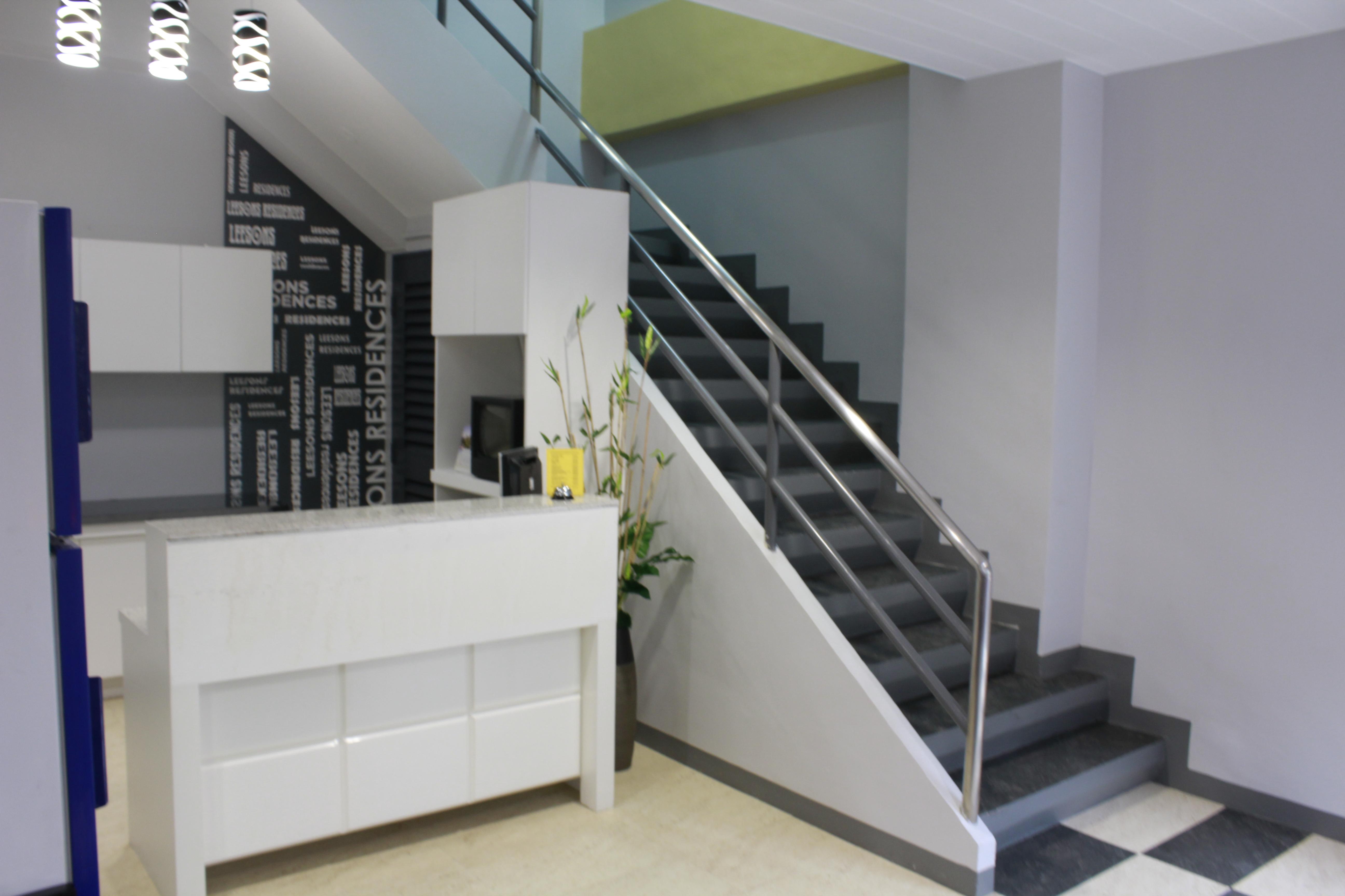 Leesons Residences 2* Manila