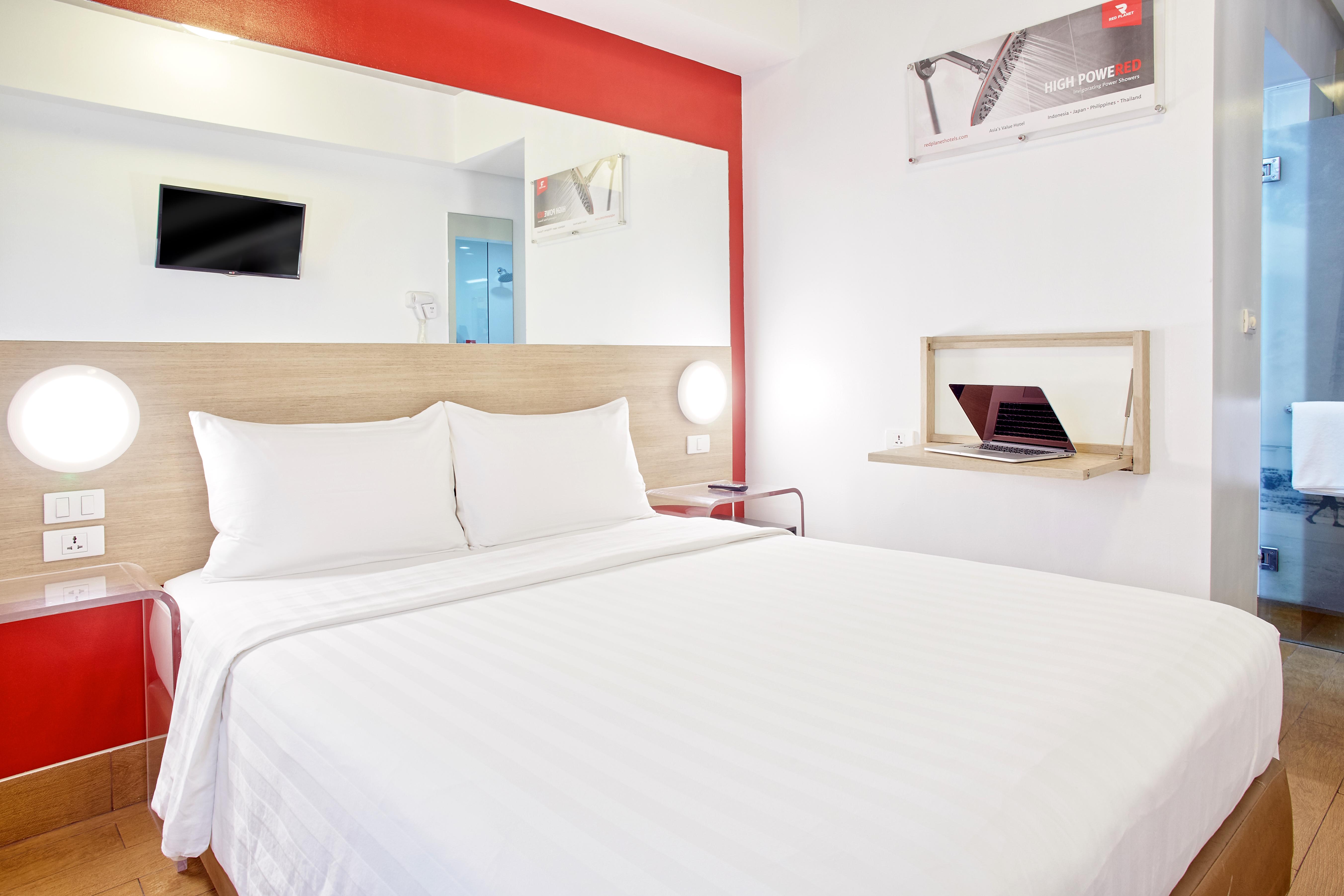 Red Planet Malate Mabini 3*